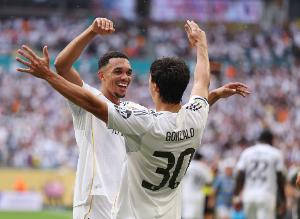 阿诺德：我认为自己适应得不错 对阵巴黎将是一场艰难的比赛