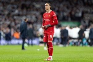 皇冠体育app-波耶特：努涅斯在利物浦遭受不公，加克波十几场不进球还能上场