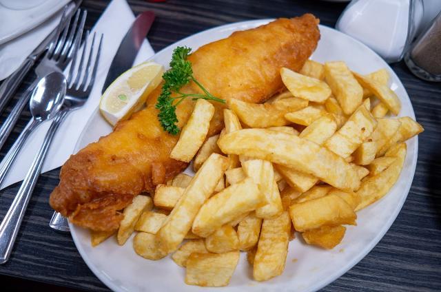 1703549812778061028.jpg Fish_and_chips_blackpool.jpg
